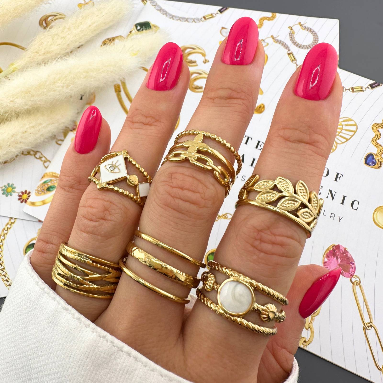 Slate Bend Ring, 18K Gold Plated Steel