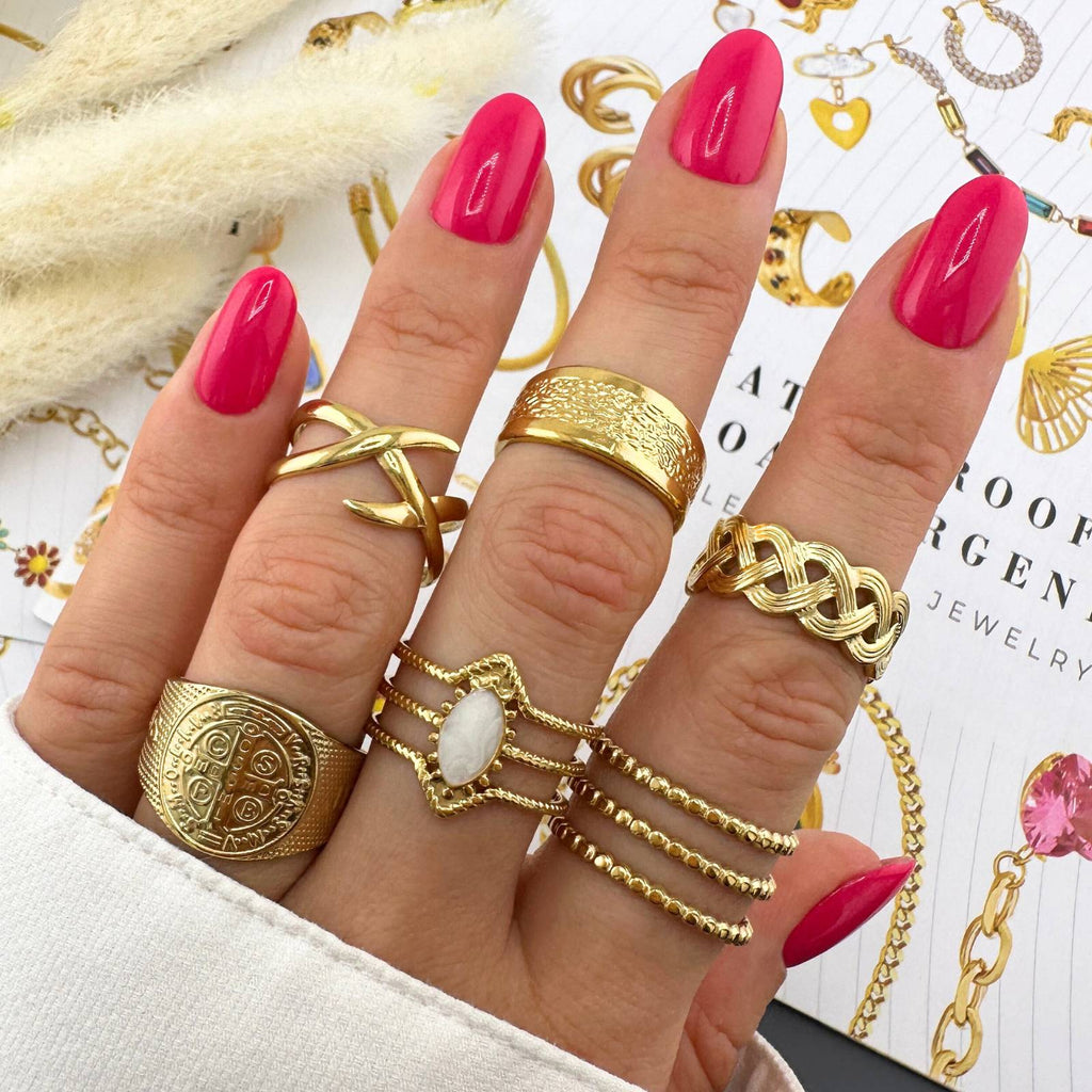 Hidden Halo Ring, 18K Gold Plated Steel