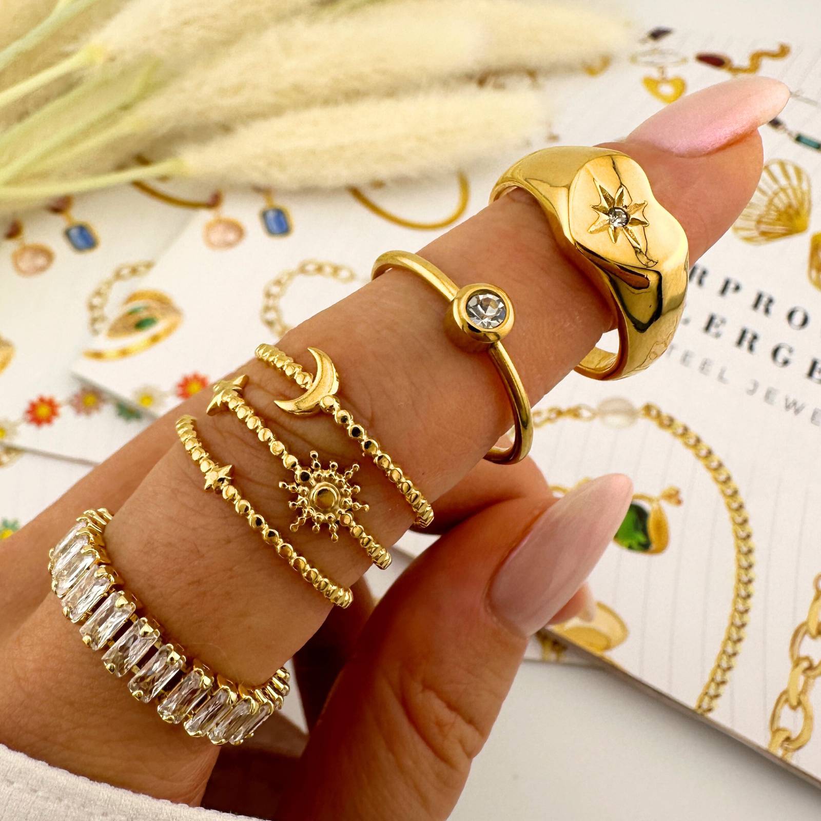 Eternal Radiance Ring, 18K Gold Plated Steel