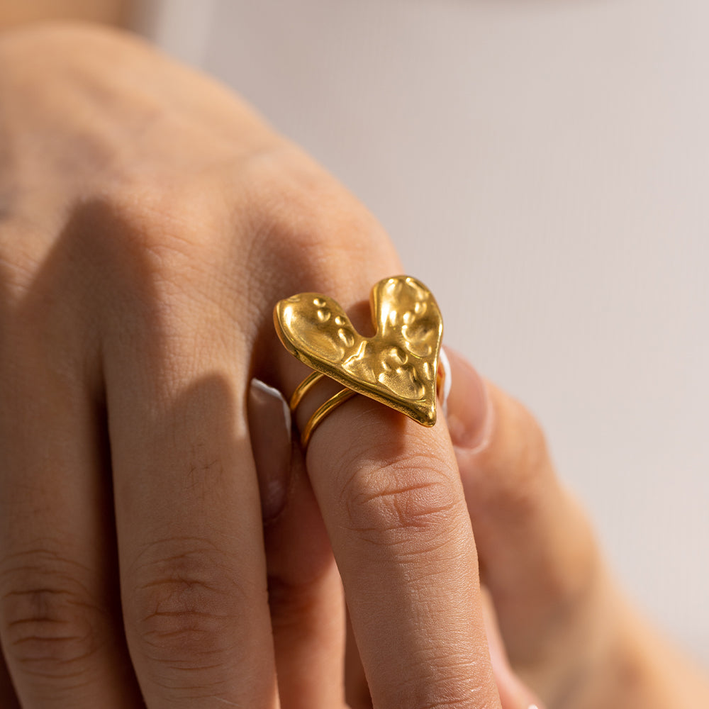 Serene Heart Ring