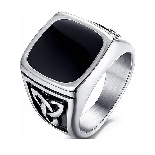 Axel Signet Ring