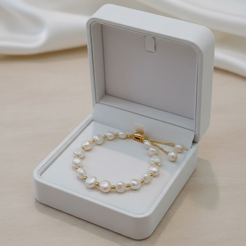 Oro Pearl Bracelet