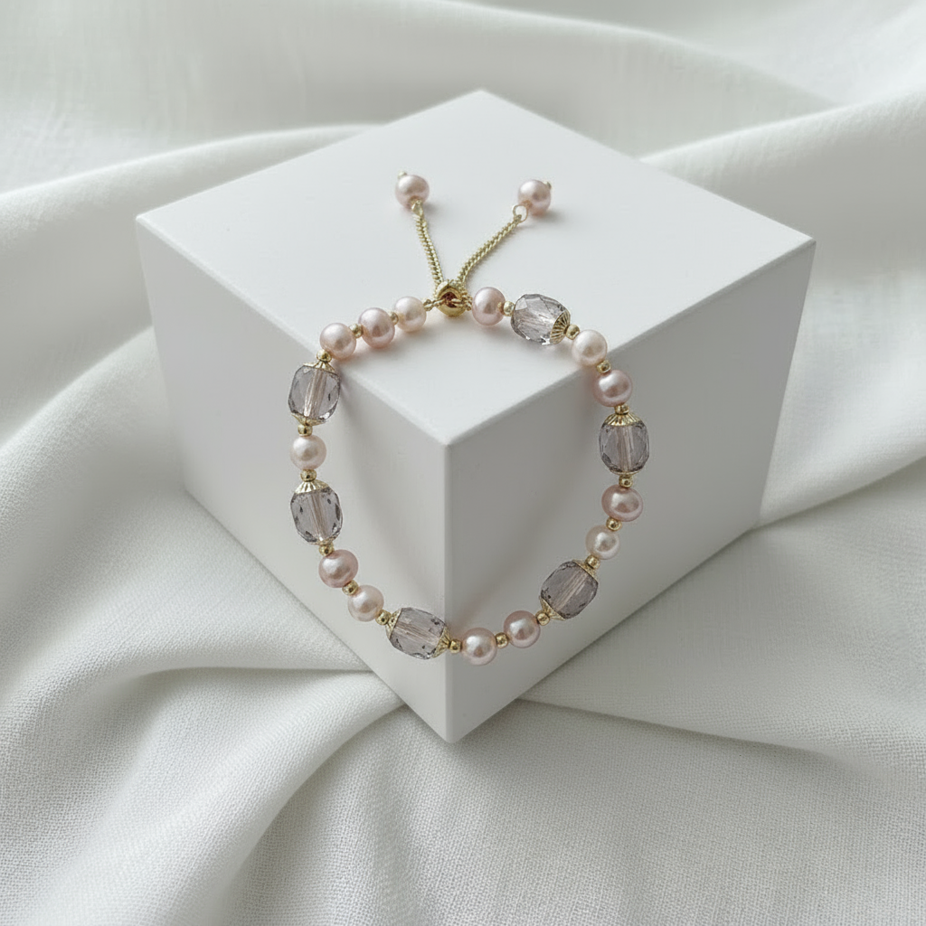 Maris Pearl Bracelet