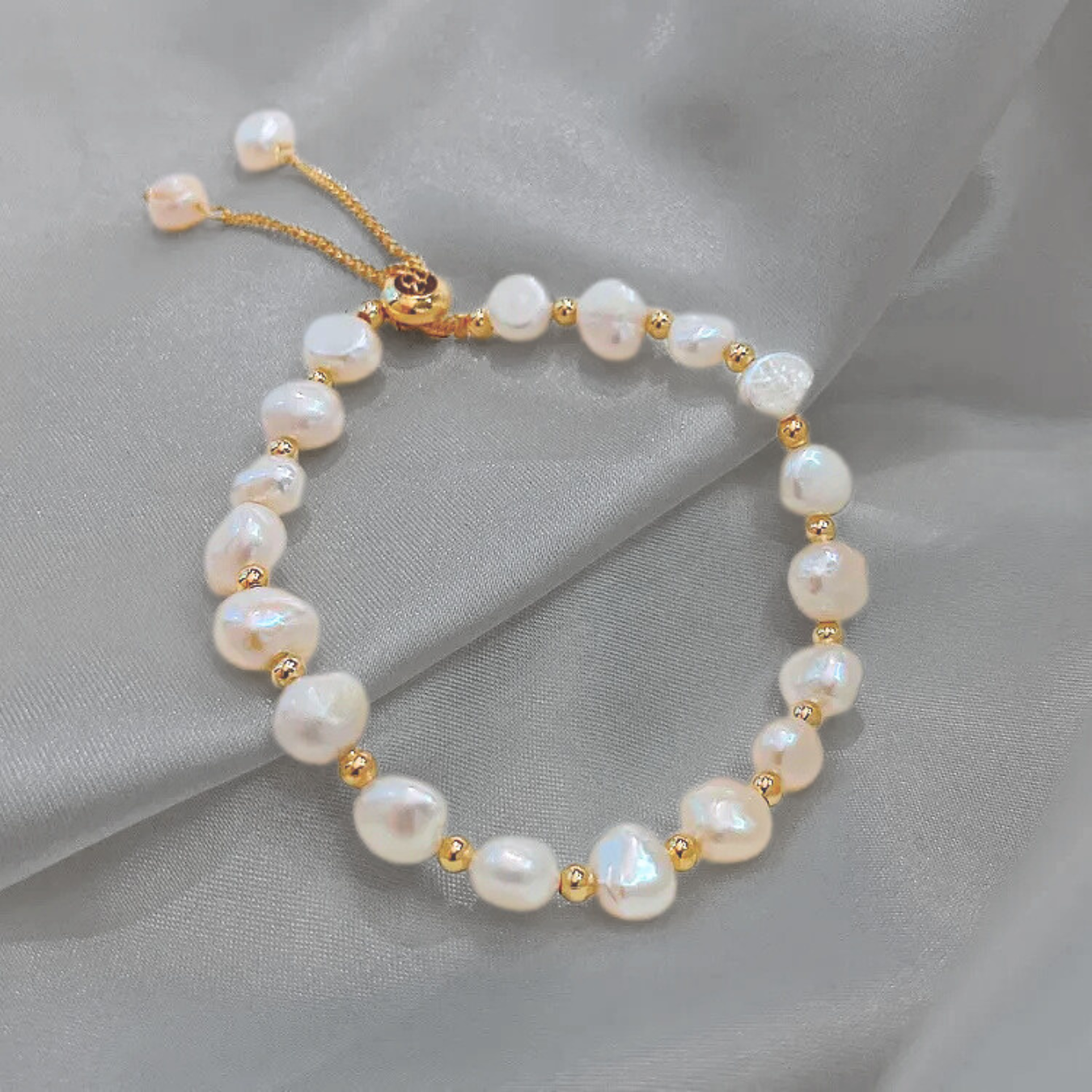 Oro Pearl Bracelet